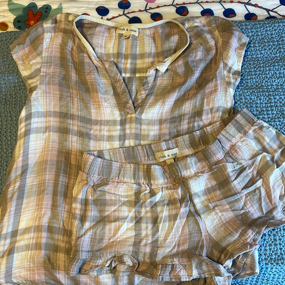 Pink plaid cloth & stone pj set